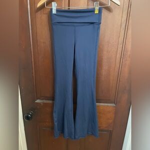 Yogalicious girls size medium / 10 blue Lunatex Florence flare pants
